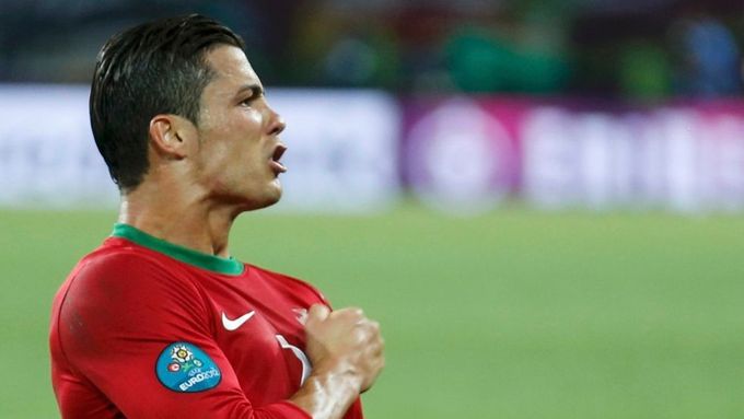 Ronaldo slaví svůj druhý gól.