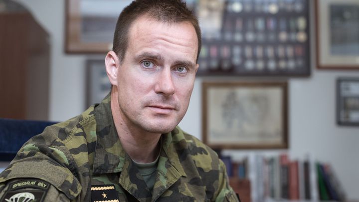 Do čela armády s jednu hvězdičkou navíc, vláda navrhla povýšit Řehku na generálmajora; Zdroj foto: Jakub Plíhal