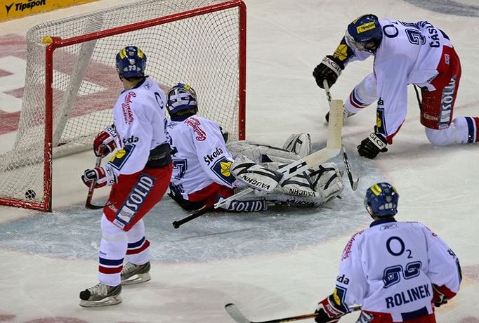 Rus Evgeny Artyukhin právě zvýšil na 1:2 a Česko začalo prohrávat.