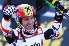 Hirscher i do třetice vyhrál slalom v Adelbodenu