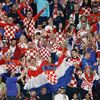 Chorvatští fanoušci během zápasu o 3. místo na MS 2022 Chorvatsko - Maroko