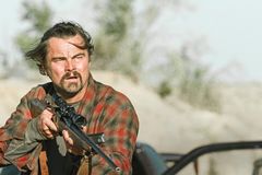 DiCaprio v županu a maniakální Sean Penn. Jedna bitva za druhou je skvělý film