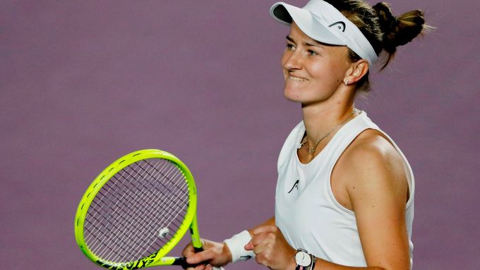 Podívejte se, jak Ashleigh Bartyová a Barbora Krejčíková prošly prvním kolem letošního Australian Open