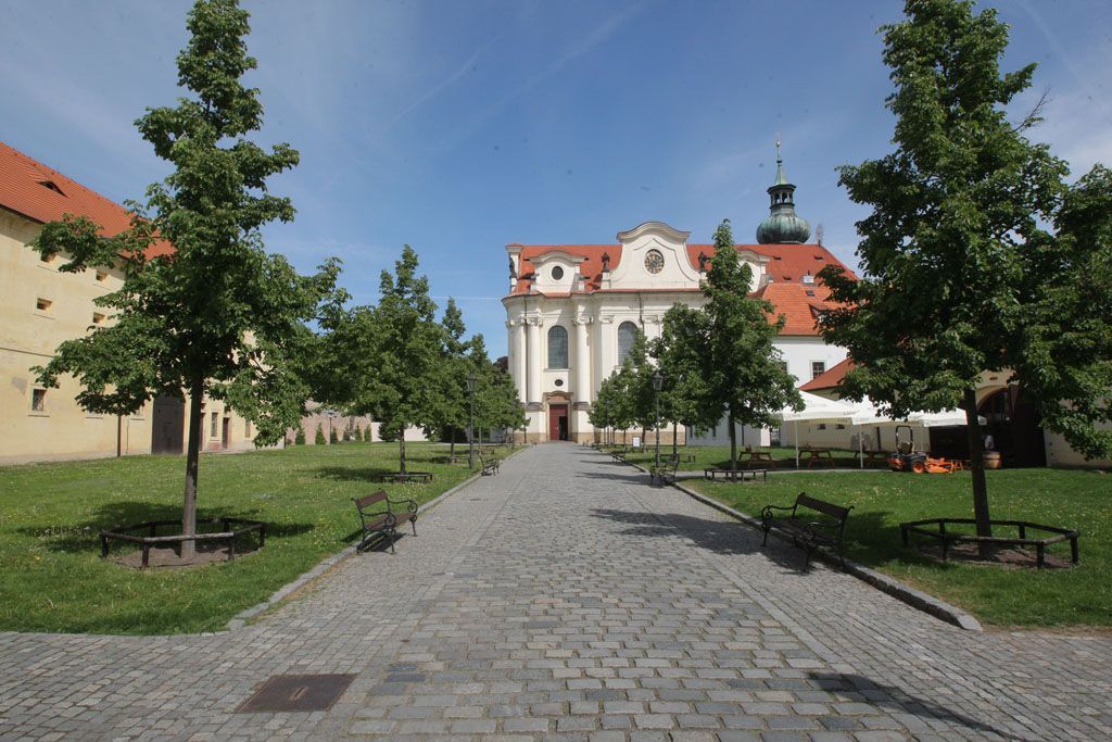 Břevnovský klášter