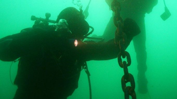 Čeští potápěči vykrádali v Chorvatsku vrak lodi z 1. světové války. (Ilustrační foto)