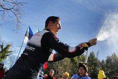 Ogier vyhrál souboj bývalých týmových parťáků a ovládl Rallye Monte Carlo