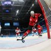 Andres Ambühl dává první gól Švýcarska v zápase předkola  play-off Česko - Švýcarsko na ZOH 2022 v Pekingu
