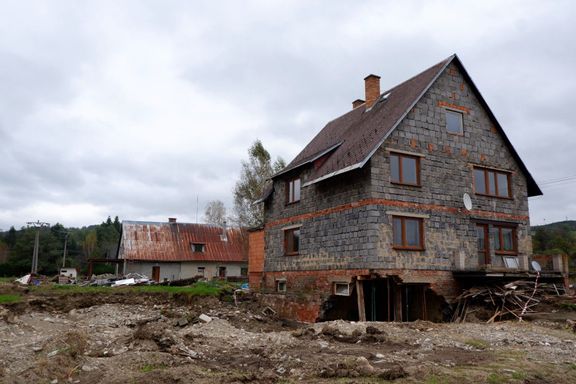 Tento dům by se ještě mělo podařit zachránit.