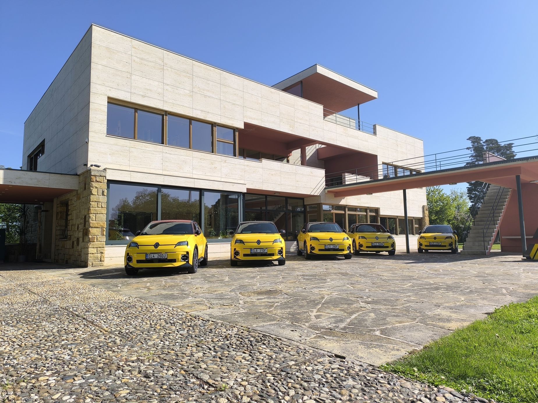 Renault 5 (česká premiéra duben 2025)