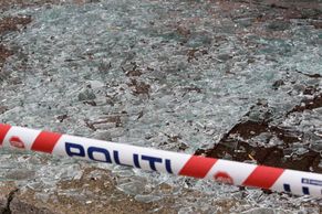 Norsko po masakru: Policie hledá komplice útočníka