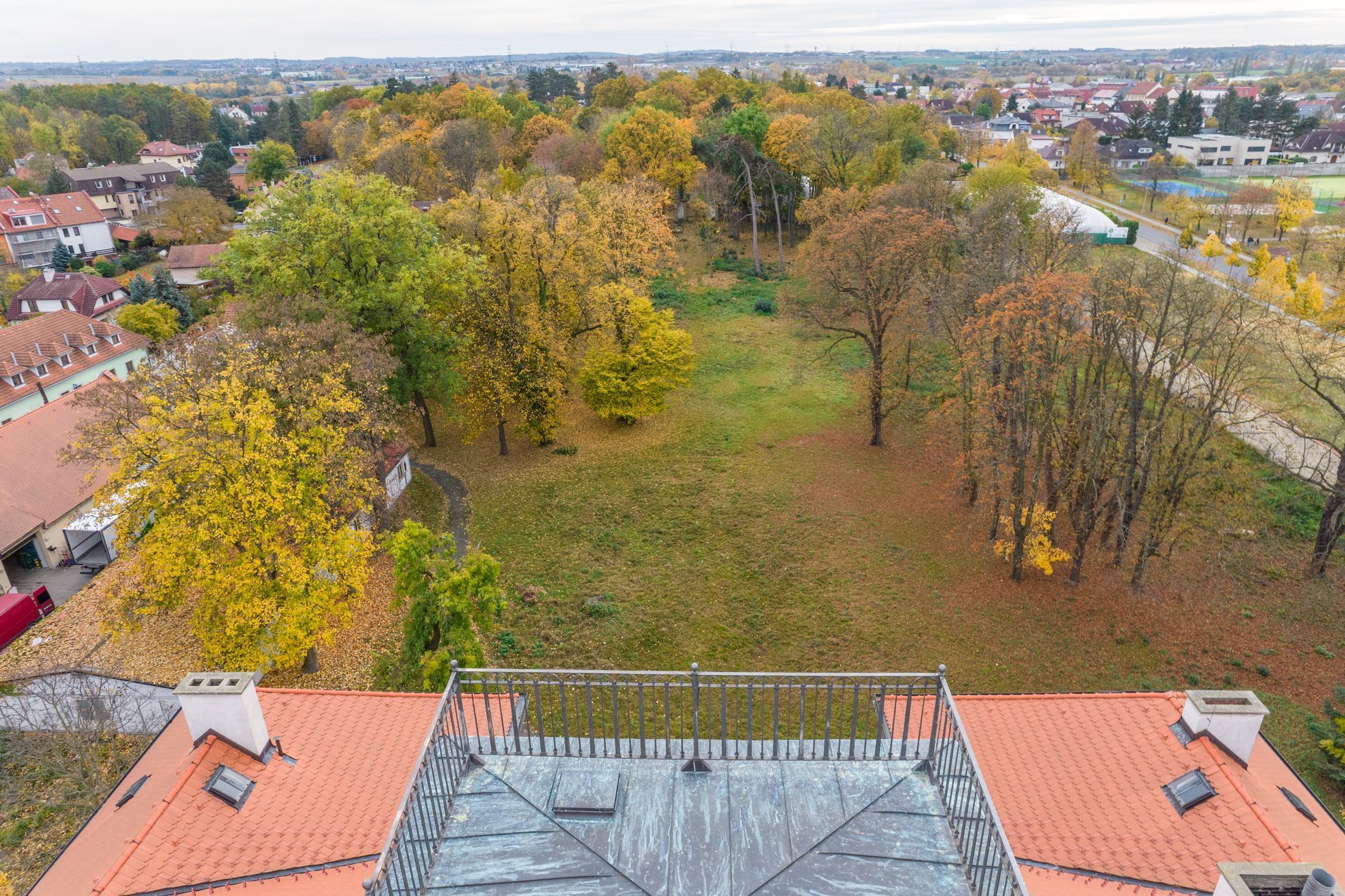 AREÁL ZÁMKU KUNRATICE, PRAHA