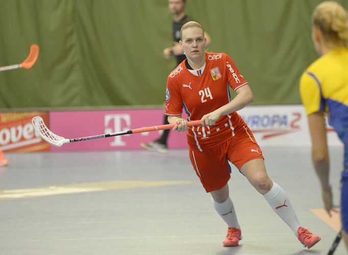 Fotografie z dubnové Euro Floorball Tour v Olomouci v zápase proti Švédsku. Denisa Ratajová