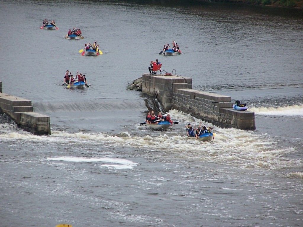 Vodáci - Praha - jezy - Vltava