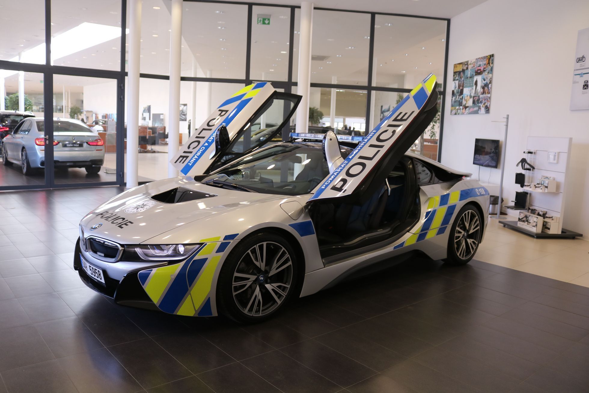 Foto: Policejní BMW I8 Do Detailu. Nově Má Kamerový Systém A Bude Měřit ...