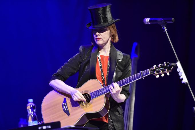 Suzanne Vega