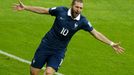 France's Karim Benzema celebrates his goal against Honduras during their 2014 World Cup Group E soccer match at the Beira Rio stadium in Porto Alegre, June 15, 2014. REUT