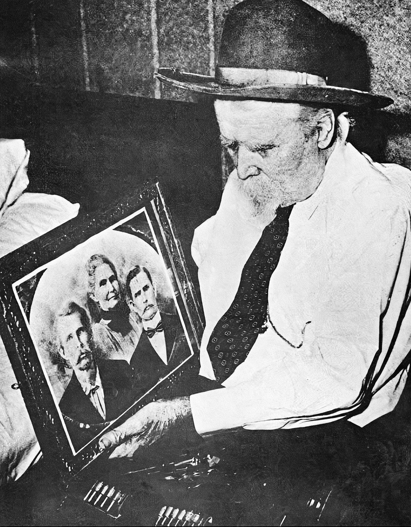 Fotogalerie / Jesse James / Před 140 lety byl zastřelen americký bandita Jesse James