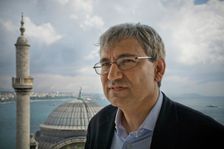 Pamuk: Šest let jsem zpovídal lidi z okraje Istanbulu. S bodyguardem jsem se nebál