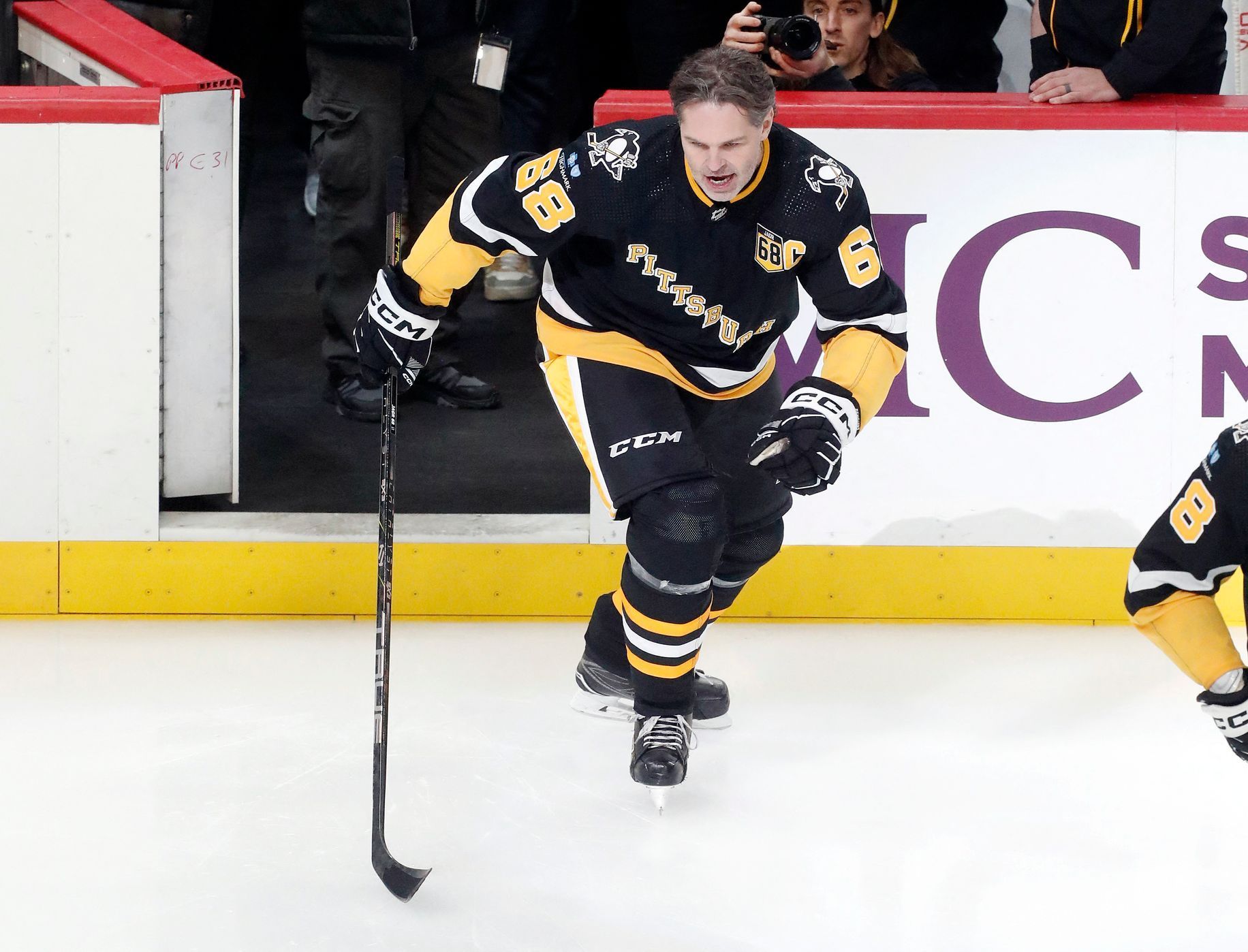 Jaromír Jágr v NHL vyřazoval dres