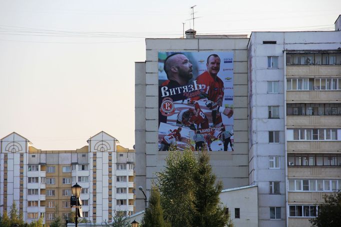 Hokejisté Čechova vábí fanoušky na první domácí zápas. Zřejmě znovu poteče krev. Boxer Jeremy Jablonski by měl nastoupit poprvé proti Lvu Praha.