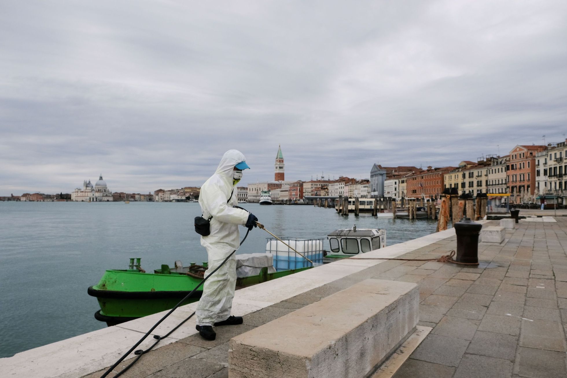 Foto / Itálie / Koronavirus / Zahraničí / Reuters / Upload 17. 3. 2020