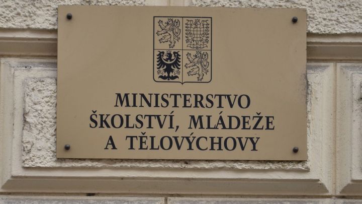 Školy dostávaly dotace neférově. Ministerstvo podle NKÚ porušovalo vlastní pravidla