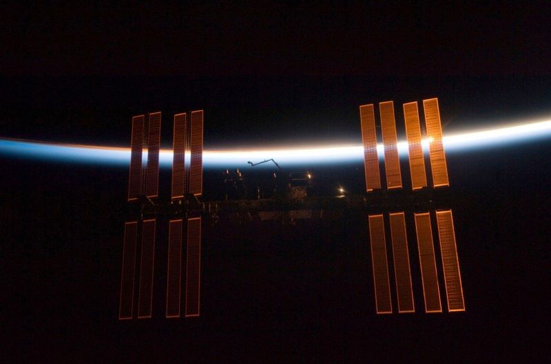 Země z kabiny raketoplánu Endeavour