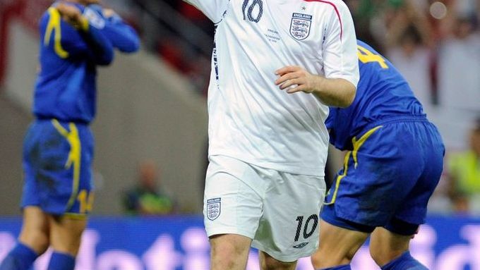 Anglie má i díky střelecké potenci Wayne Rooneyho k postupu na MS hodně blízko.