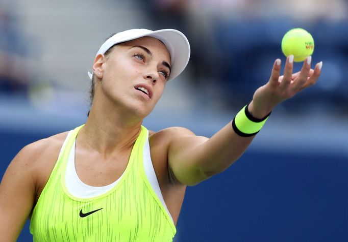 Ana Konjuhová ve čtvrtfinále US Open 2016 s Karolínou Plíškovou.