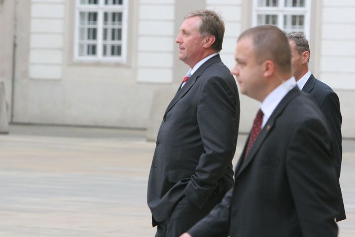 Topolánek podruhé jmenován premiérem