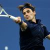 Švýcarský tenista Roger Federer hraje s Čechem Tomášem Berdychem na US Open 2012.