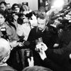 Jednorázové užití / Fotogalerie / Tak vypadala krize v České televizi před 20 lety