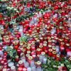 Pietní místo u Karolina, Univerzity Karlovy, po střelbě na Filosofické fakultě