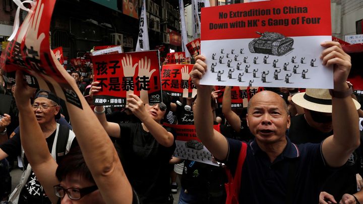 Hongkong vyhlíží další masové demonstrace, vláda ignorovala ultimátum