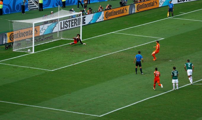 MS 2014, Nizozemsko-Mexiko: Klaas-Jan Huntelaar proměnil penaltu