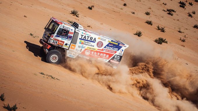 Pátá etapa Rallye Dakar 2021 očima jezdců týmu Buggyra.