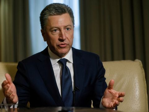 Jak Zelenskyj otevře zobák, přijde průšvih, popisuje Trumpův vztah k Ukrajině Volker