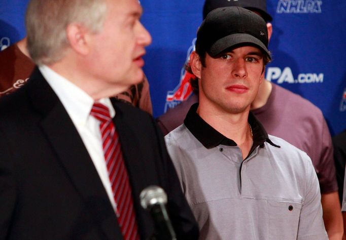 Donald Fehr, prezident hráčských odborů NHLPA, a Sidney Crosby