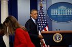 Příkrého hodnocení názorů svého nástupce Donalda Trumpa se Obama ve středu zdržel. Trump je vítězem voleb, a má tudíž právo na svou vizi, na své hodnoty, řekl končící šéf Bílého domu. Hlava státu má právo přezkoumat minulou politiku, musí si ale být vědoma následků, poznamenal Obama.