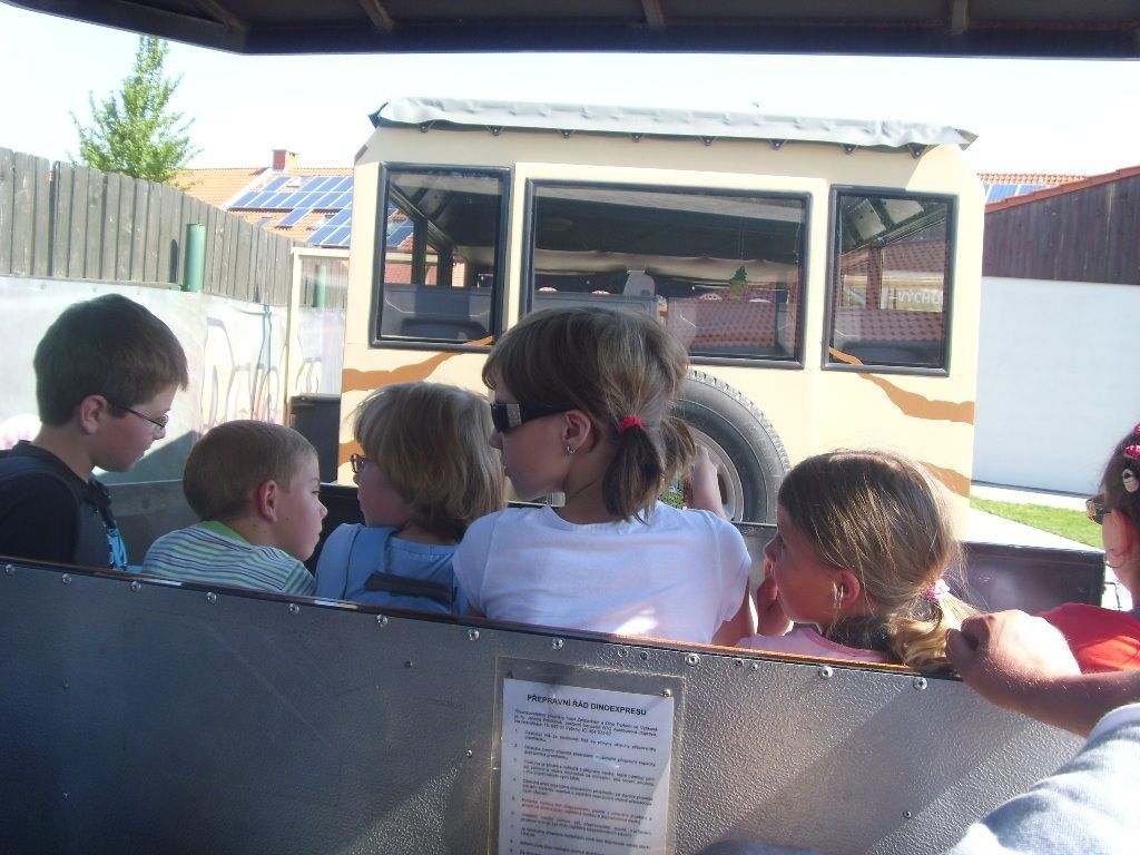 NEPOUŽÍVATvČLÁNCÍCH!!! Dokumentujeme - Tropy 2012 - Erika Sochorová