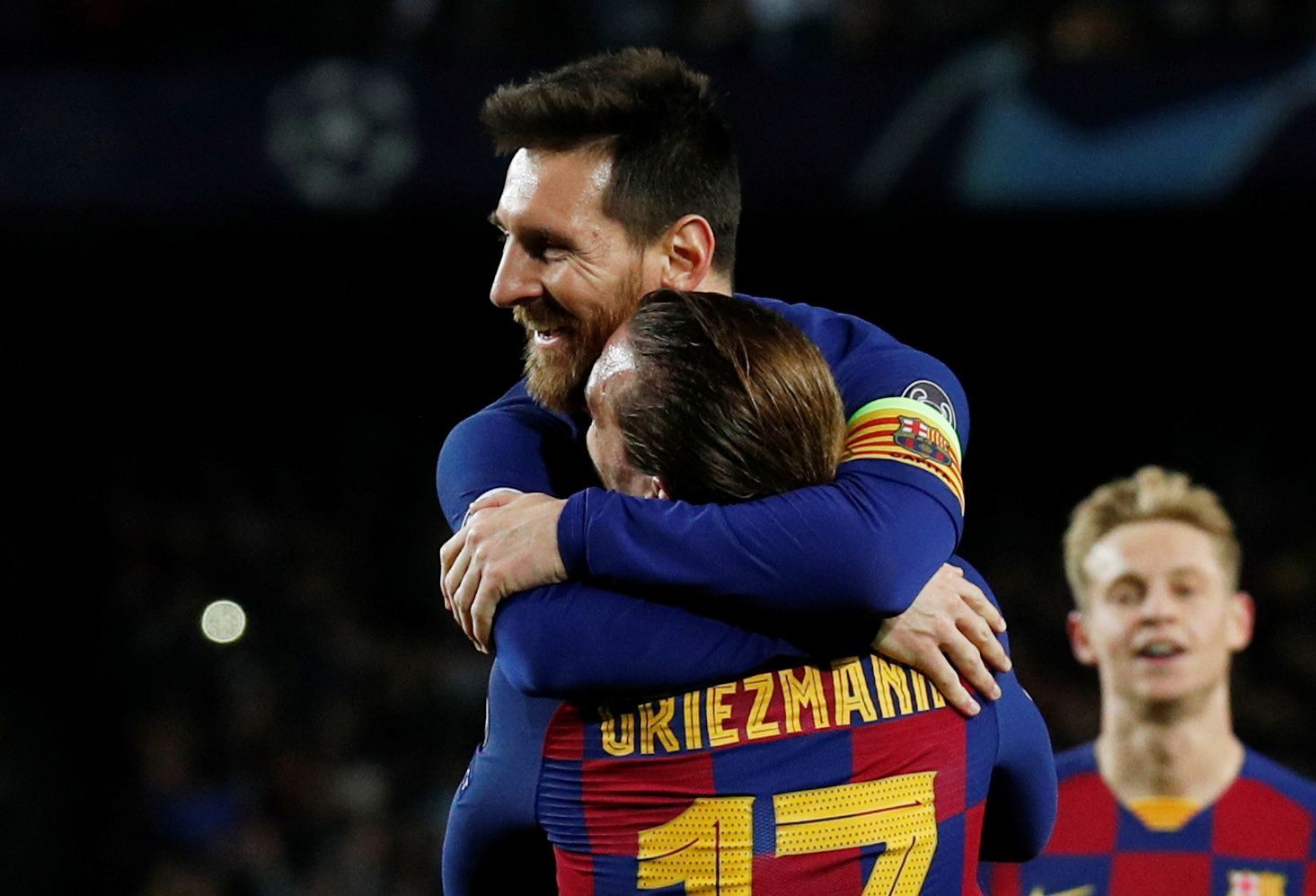 Antoine Griezmann a Lionel Messi slaví branku v Lize mistů
