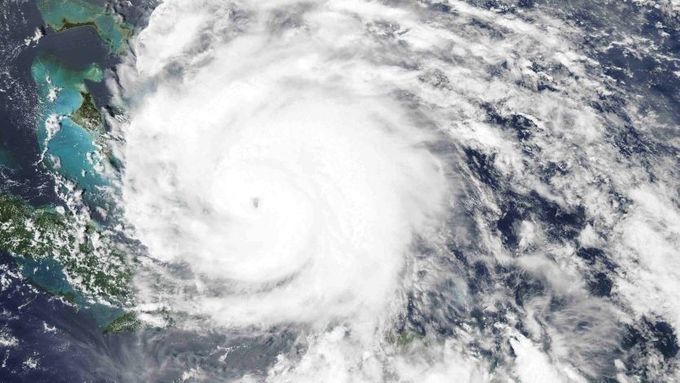 Smrtící krása: Hurikán Irene tak, jak ho zachytily satelity