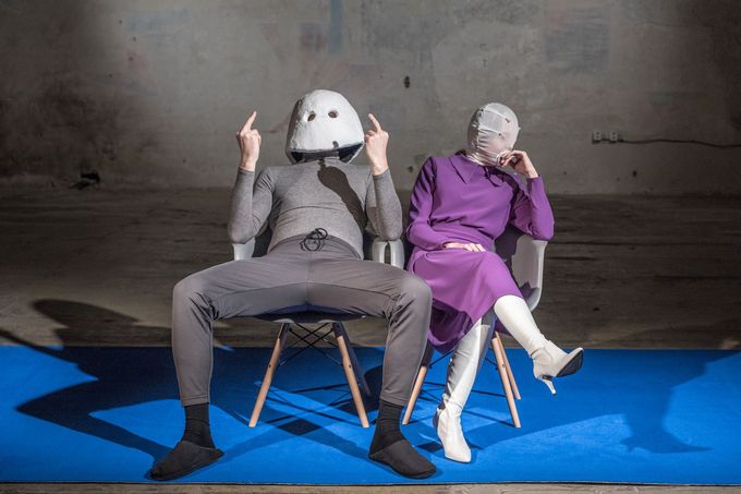 Snímek z inscenace Soukromé rozhovory v prostoru DUP39.