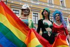 Pochod aktivistů LGBT v Kyjevě narušili pravicoví radikálové, policie jich šedesát zadržela
