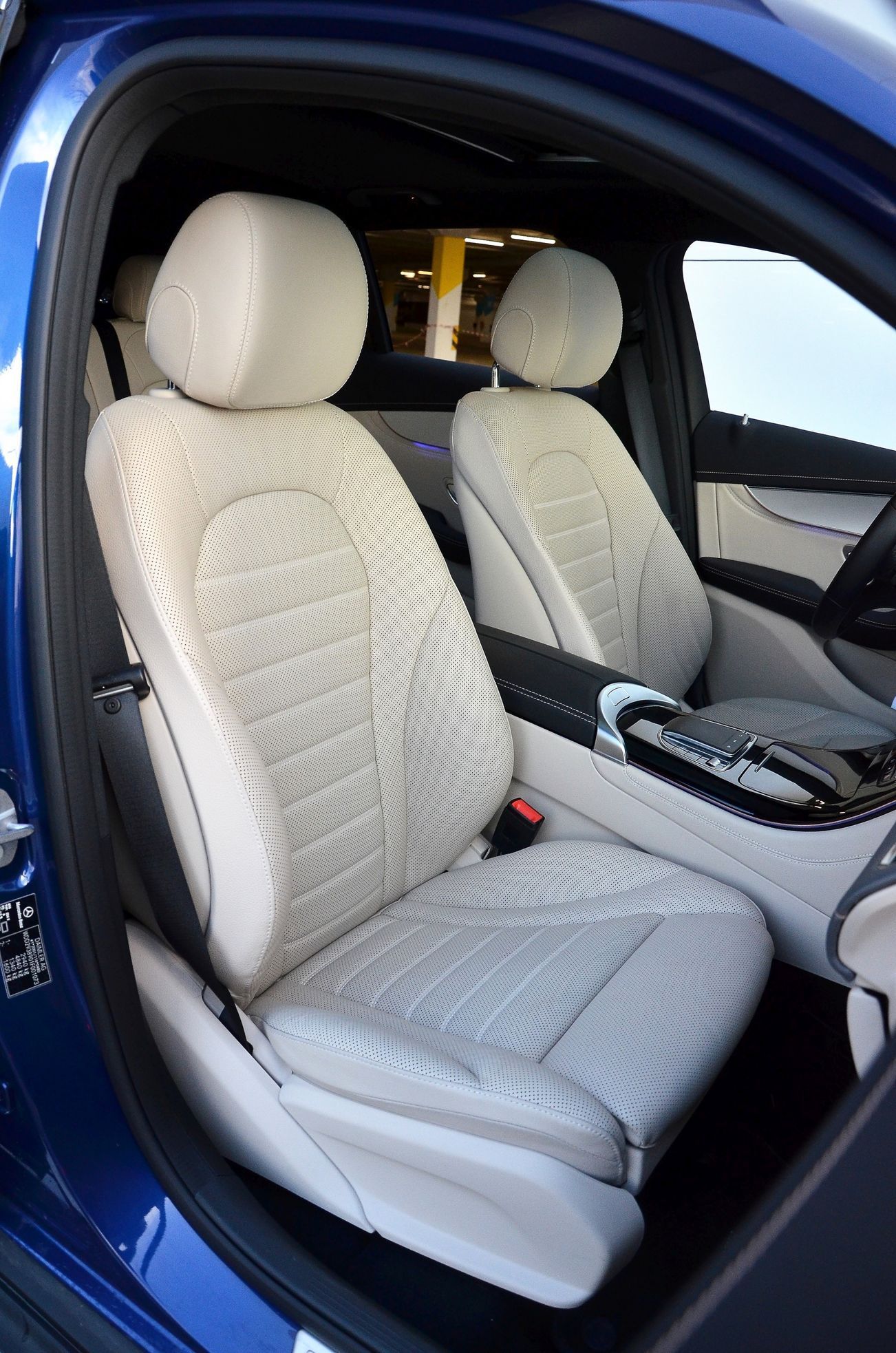 Mercedes-Benz EQC 400