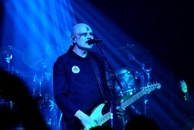 Billy Corgan při newyorském koncertu The Smashing Pumpkins v roce 2022.