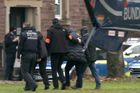 Německá policie rozprášila extremistickou skupinu, vedli ji šlechtic a politička AfD