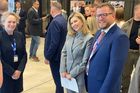 Češi vrací techniku i život do ukrajinských nemocnic a ordinací, vykradených Rusy