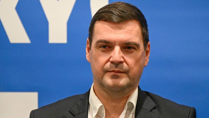 Předseda Motoristů Petr Macinka