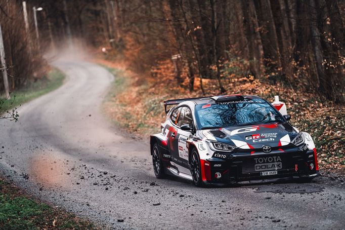 Filip Mareš a Radek Bucha, Toyotu GR Yaris Rally2
